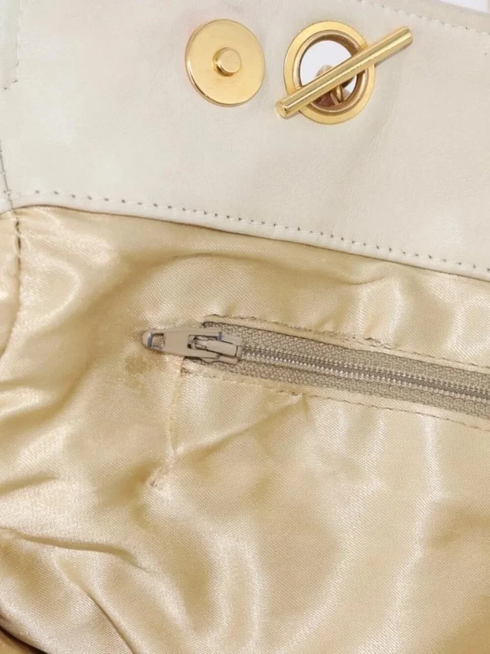 CHANEL Matelasse Shoulder Bag Canvas Pink Gold CC Auth 189308